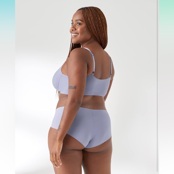 True & Co Women's True Body Lift Scoop Adjustable Strap Bra - Picture 2 of 9